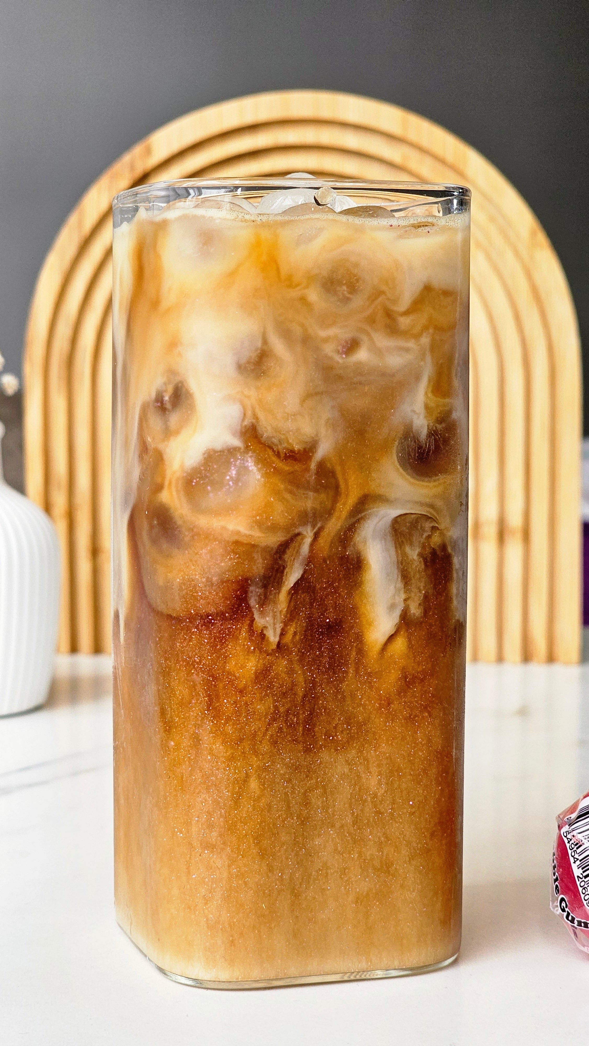 Edible Glitter Gold Shaker - 250 Servings